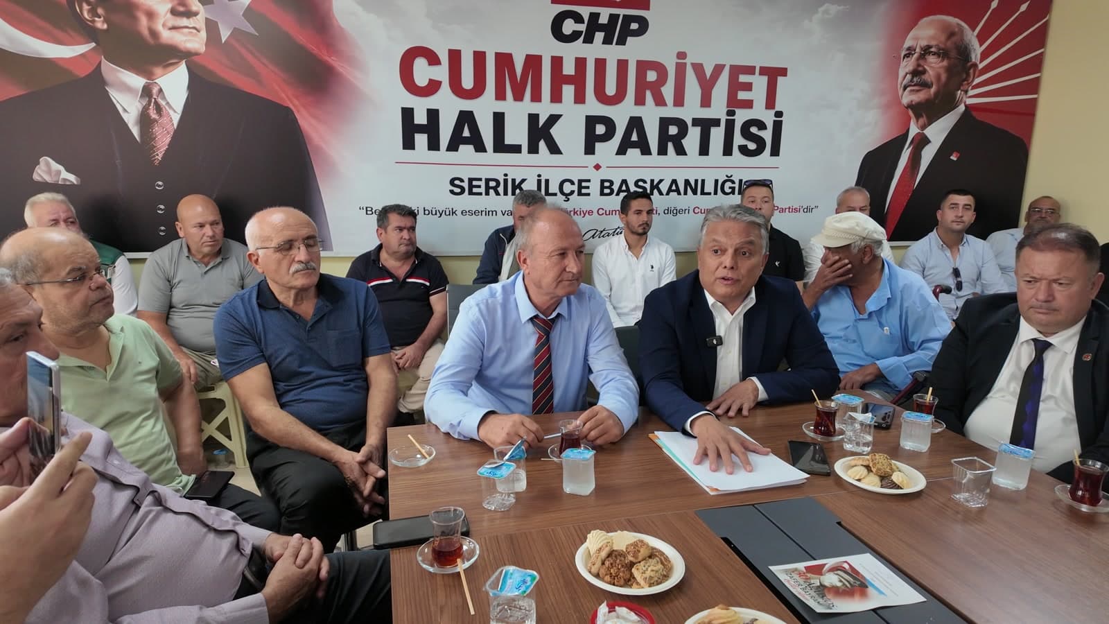 Ümit Uysal Serik'te: Türkiye CHP'ye görev verecek